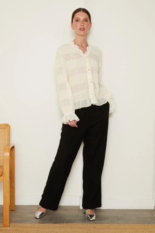 HILLA BLOUSE