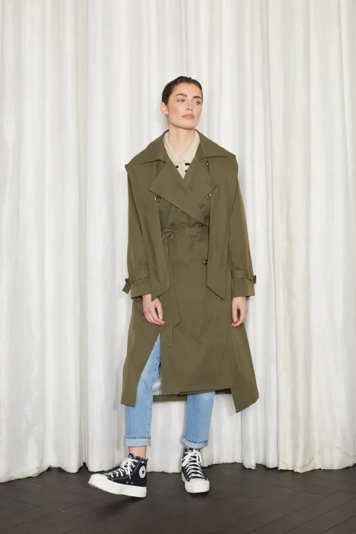 MILAN TRENCH