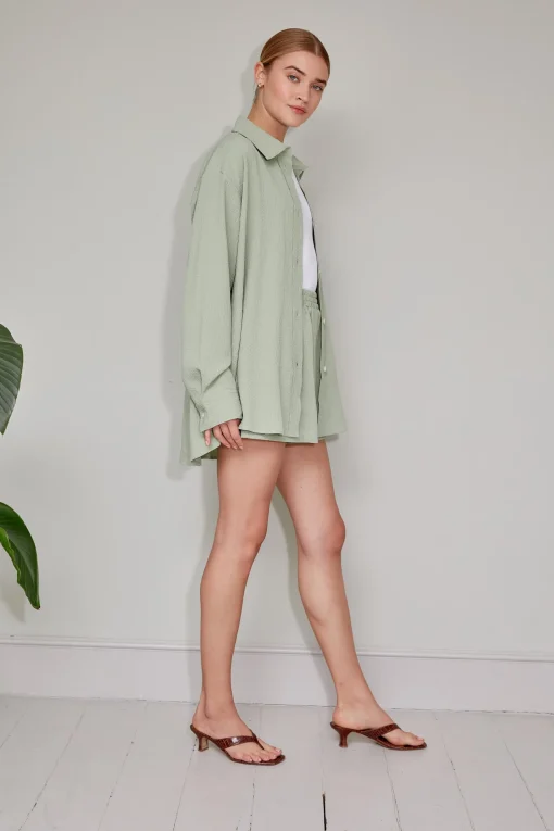 TROUINIA SHORTS